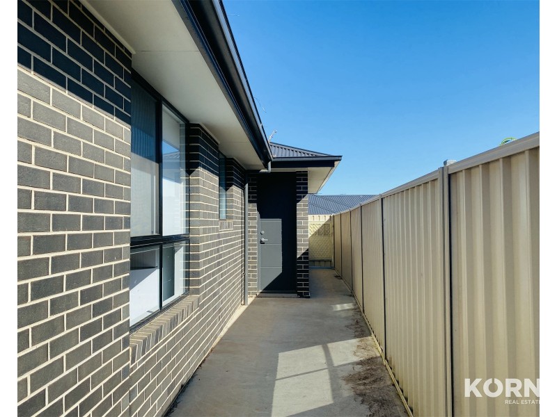 2A Kurrajong Place, Seacombe Gardens SA 5047