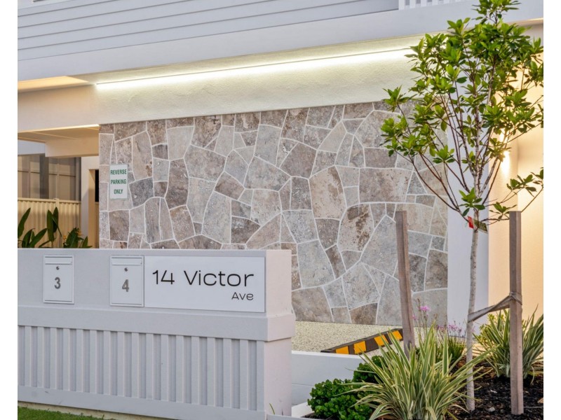 2/14 Victor Avenue, Paradise Point QLD 4216