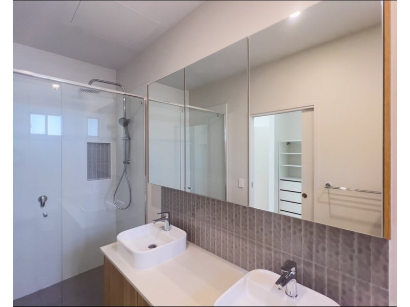 46/1 Lake Serenity Blvd, Helensvale QLD 4212