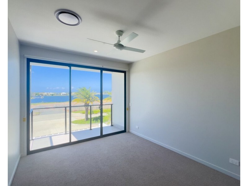 46/1 Lake Serenity Blvd, Helensvale QLD 4212