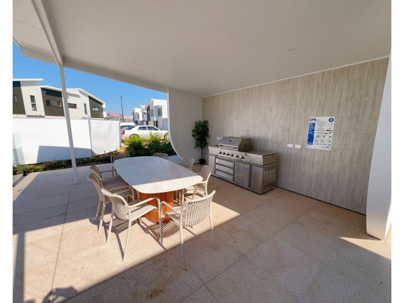 46/1 Lake Serenity Blvd, Helensvale QLD 4212