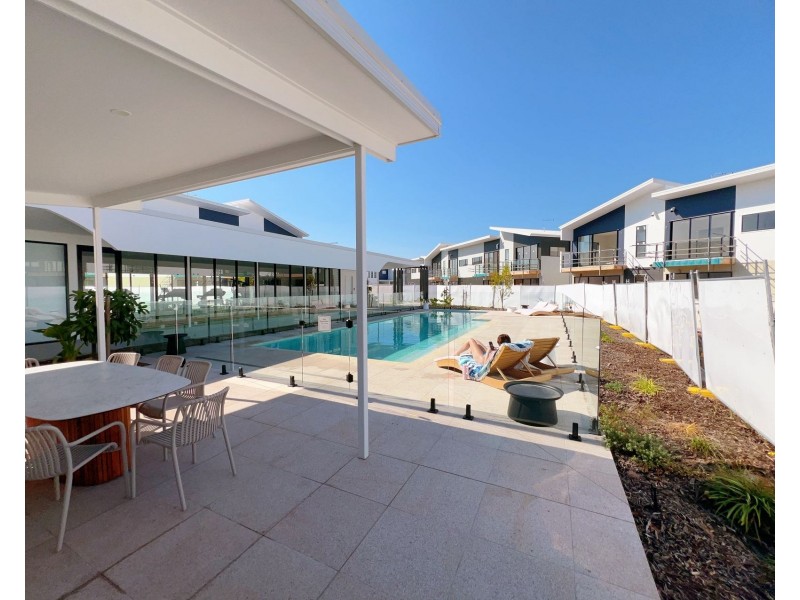 46/1 Lake Serenity Blvd, Helensvale QLD 4212