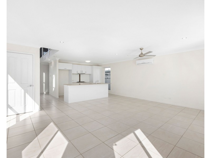 72 North Quay Circuit, Hope Island QLD 4212