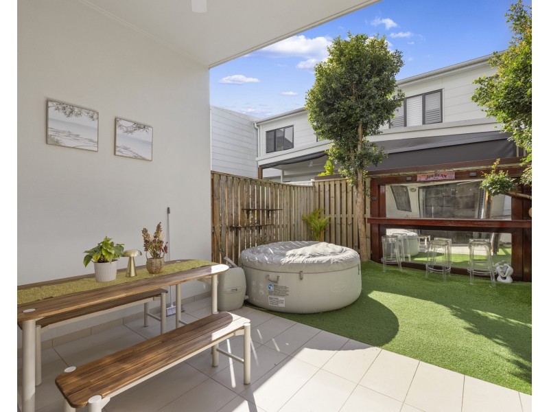 110 North Quay Circuit, Hope Island QLD 4212