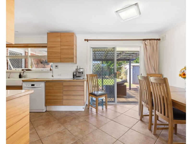 13 Telford Crescent, Modbury Heights SA 5092