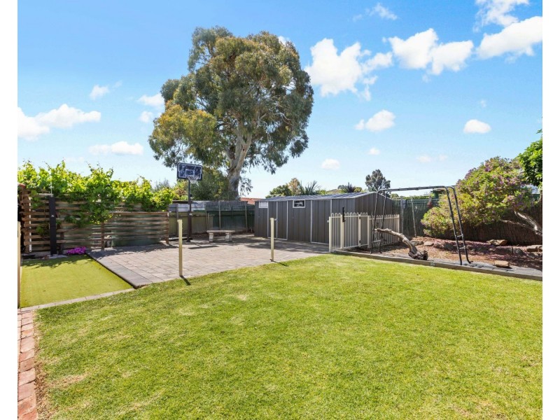 13 Telford Crescent, Modbury Heights SA 5092