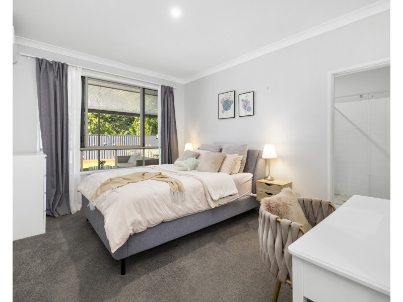4 Magnolia Street, Pallara QLD 4110