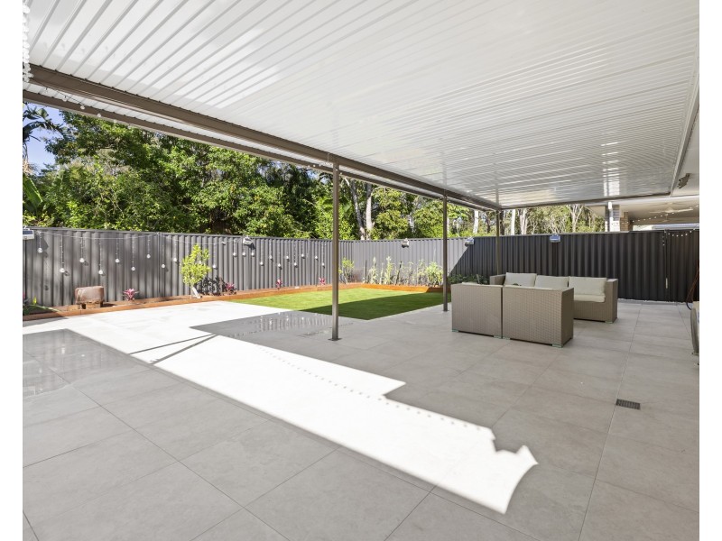 4 Magnolia Street, Pallara QLD 4110