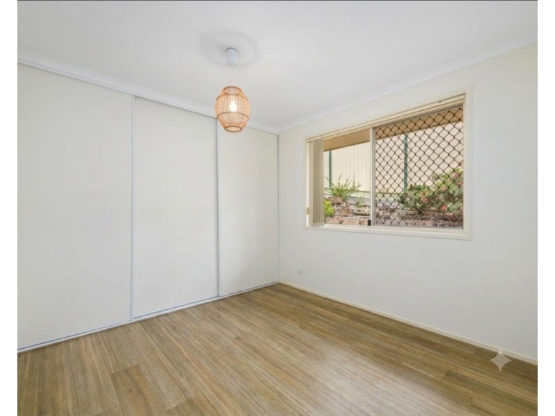 4 Dalby Court, Helensvale QLD 4212