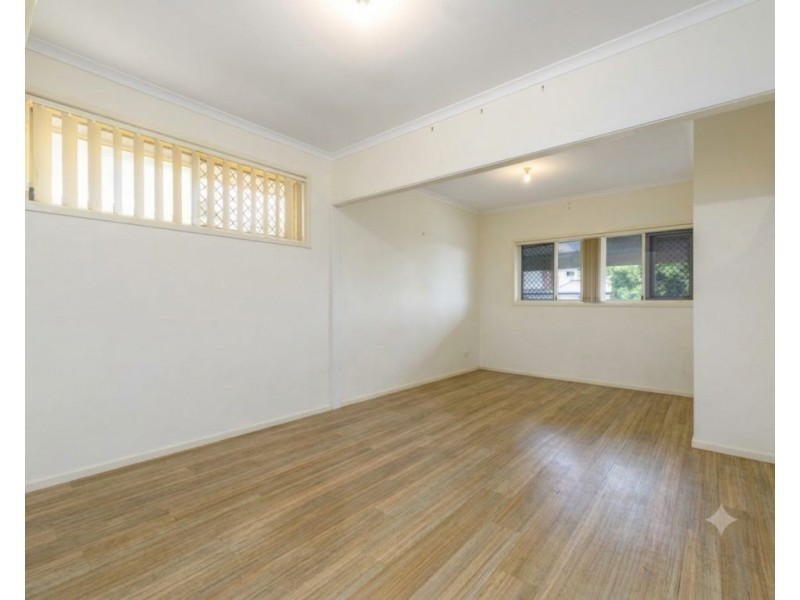 4 Dalby Court, Helensvale QLD 4212