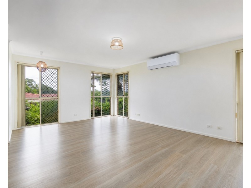 4 Dalby Court, Helensvale QLD 4212