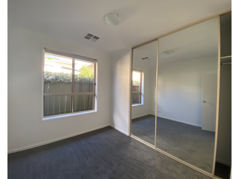 96 Shoalhaven Circuit, Mawson Lakes SA 5095