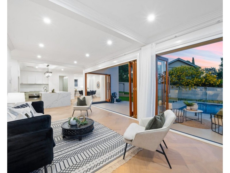 27 Kadanga Street, Ashgrove QLD 4060