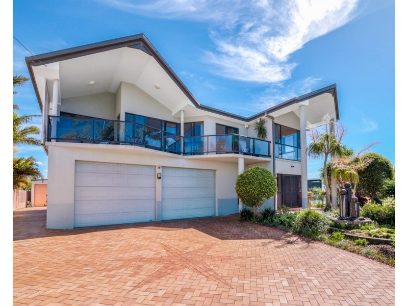 14 Pool Street, Hope Island QLD 4212