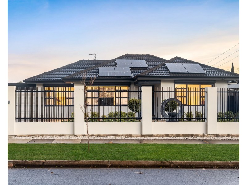 4 Woodland Road, Mitchell Park SA 5043
