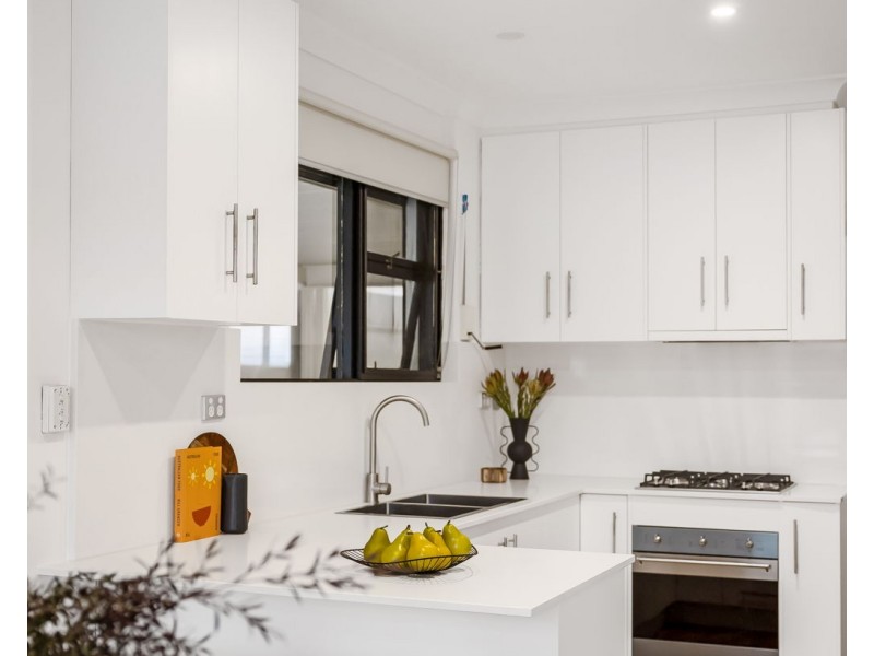 4 Woodland Road, Mitchell Park SA 5043