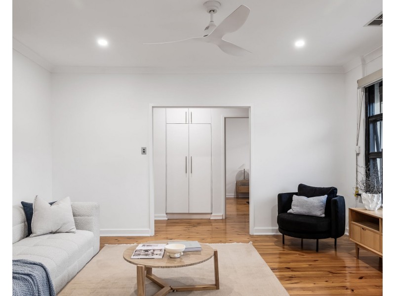 4 Woodland Road, Mitchell Park SA 5043