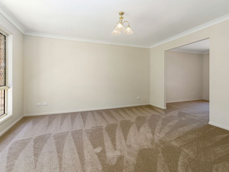 7 Deborah Place, Westlake QLD 4074