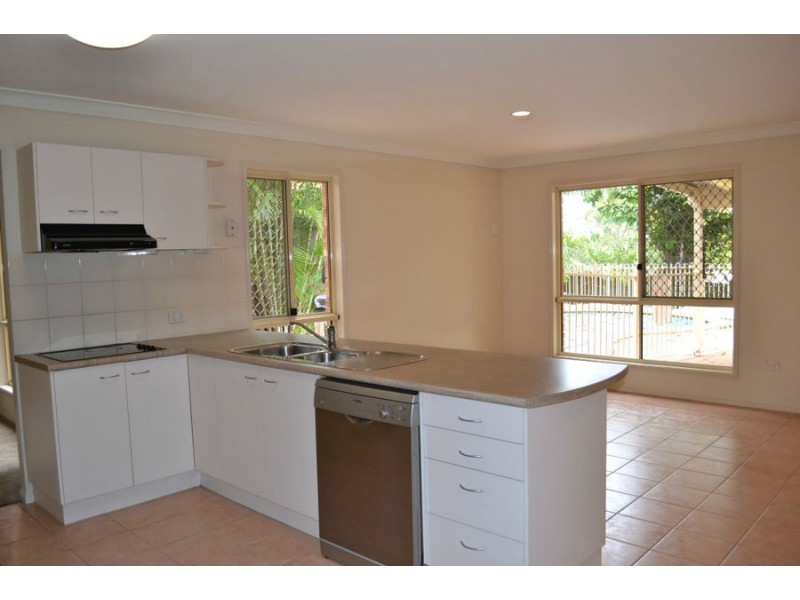 7 Deborah Place, Westlake QLD 4074