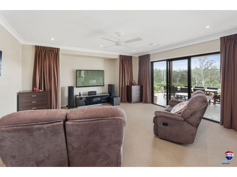 42 Waterfront Drive, Karalee QLD 4306