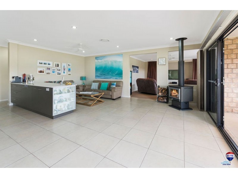 42 Waterfront Drive, Karalee QLD 4306