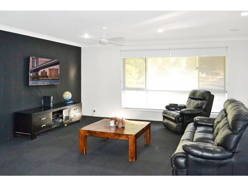 209 Lansdowne Way, Chuwar QLD 4306