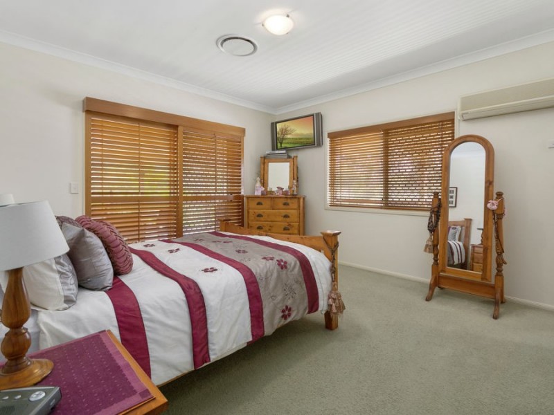 29-31 Sovereign Strait, Karalee QLD 4306