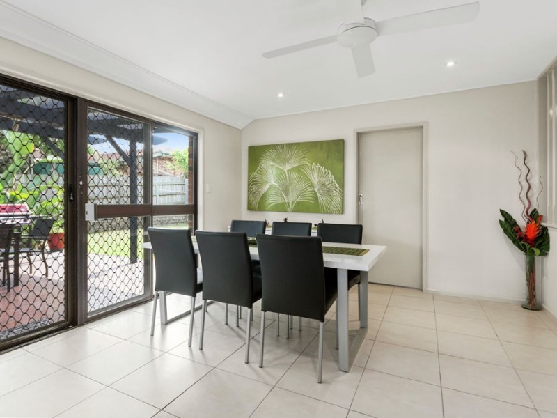 12 Galleon street, Jamboree Heights QLD 4074