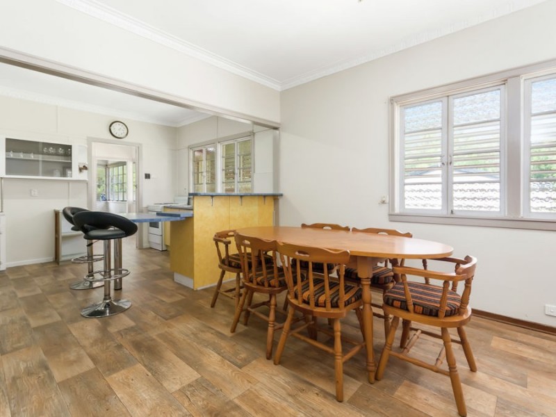 21 Fernvale Road, Brassall QLD 4305