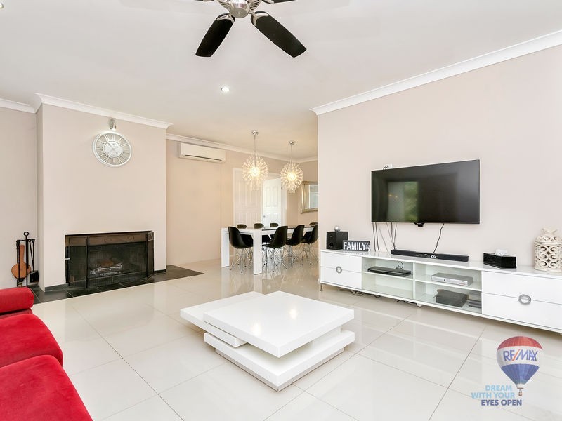 29 STUART STREET, Barellan Point QLD 4306