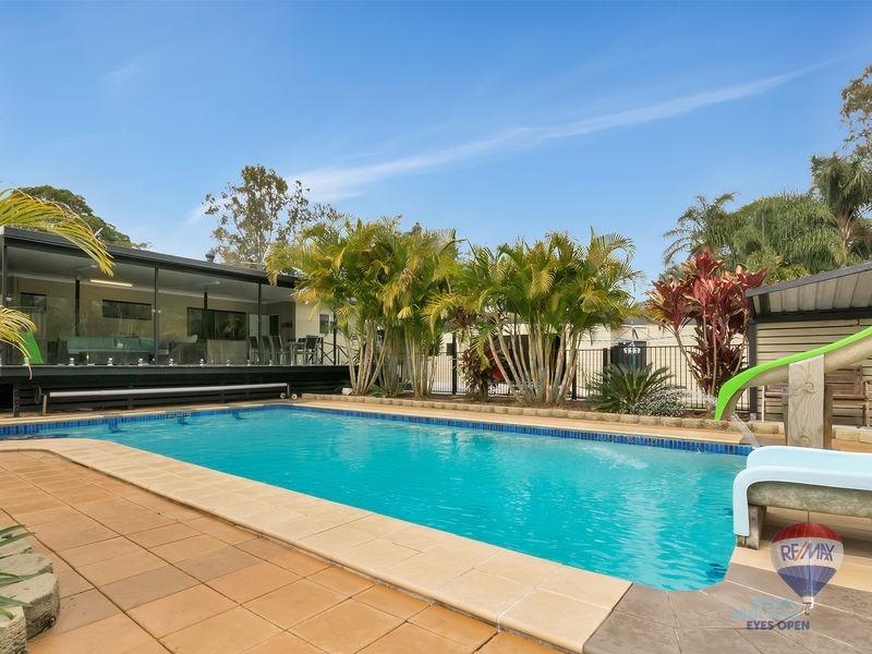 29 STUART STREET, Barellan Point QLD 4306