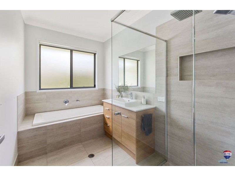 38 Baradine Close, Karalee QLD 4306