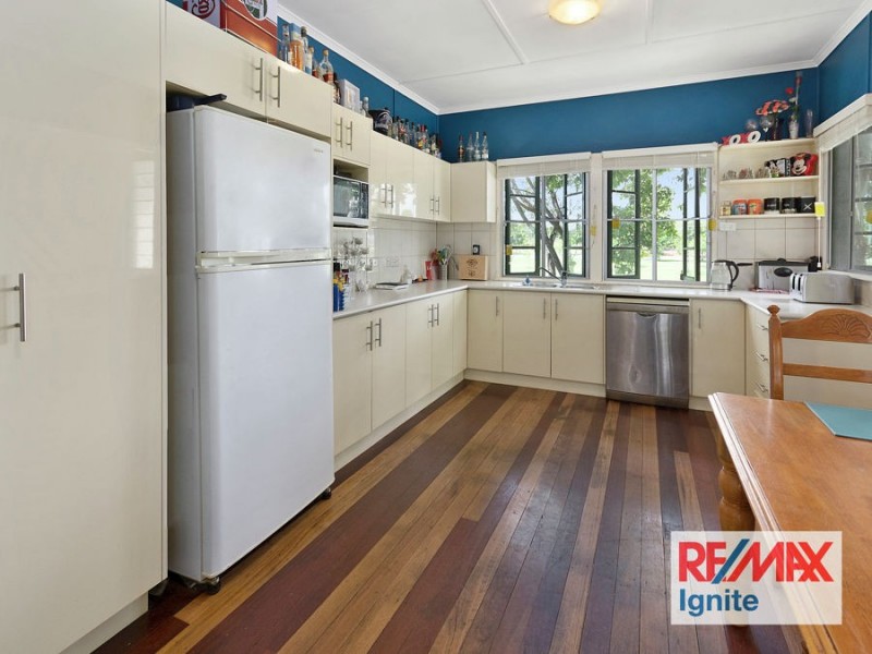 1 Crescent Street, Leichhardt QLD 4305