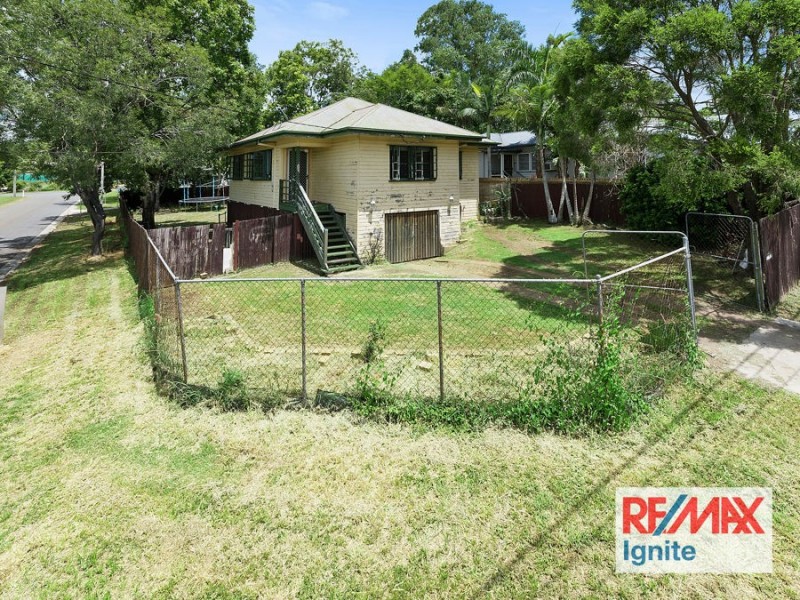 1 Crescent Street, Leichhardt QLD 4305