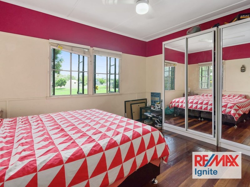 1 Crescent Street, Leichhardt QLD 4305