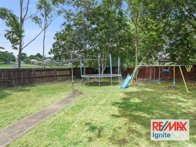 1 Crescent Street, Leichhardt QLD 4305
