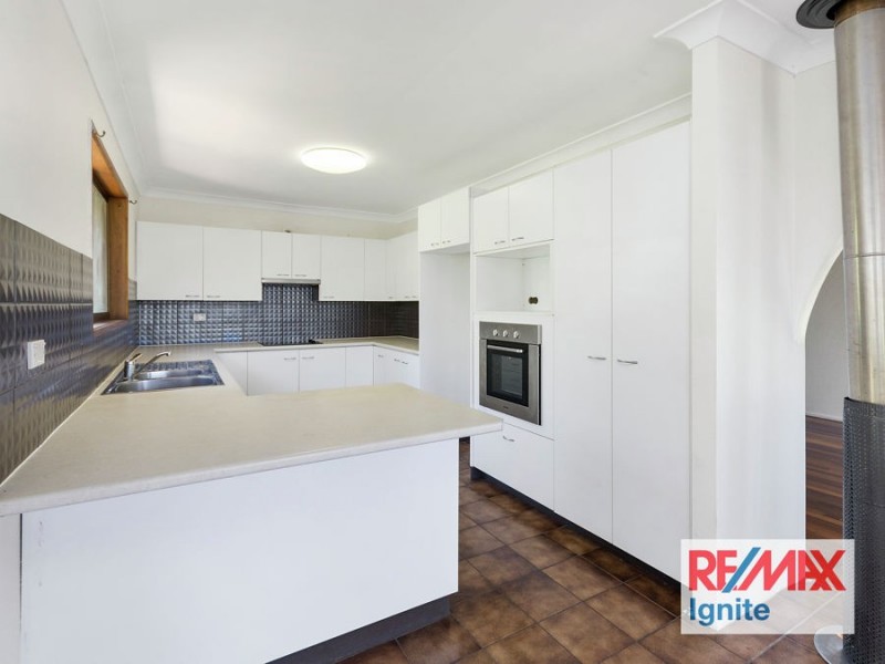 18 OXLEY DRIVE, Karalee QLD 4306