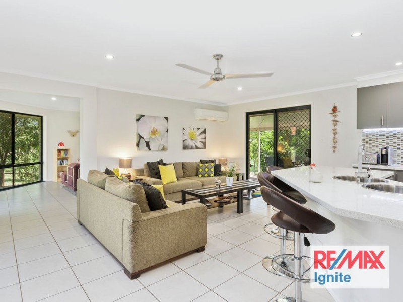 16 Krystyna Court, Karalee QLD 4306