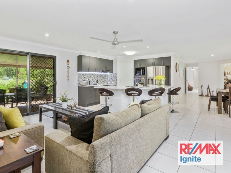 16 Krystyna Court, Karalee QLD 4306