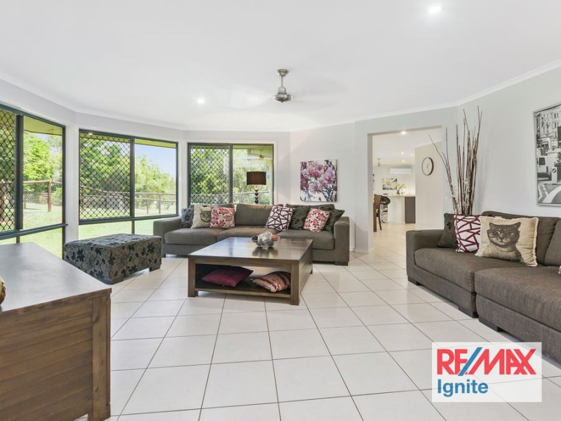16 Krystyna Court, Karalee QLD 4306