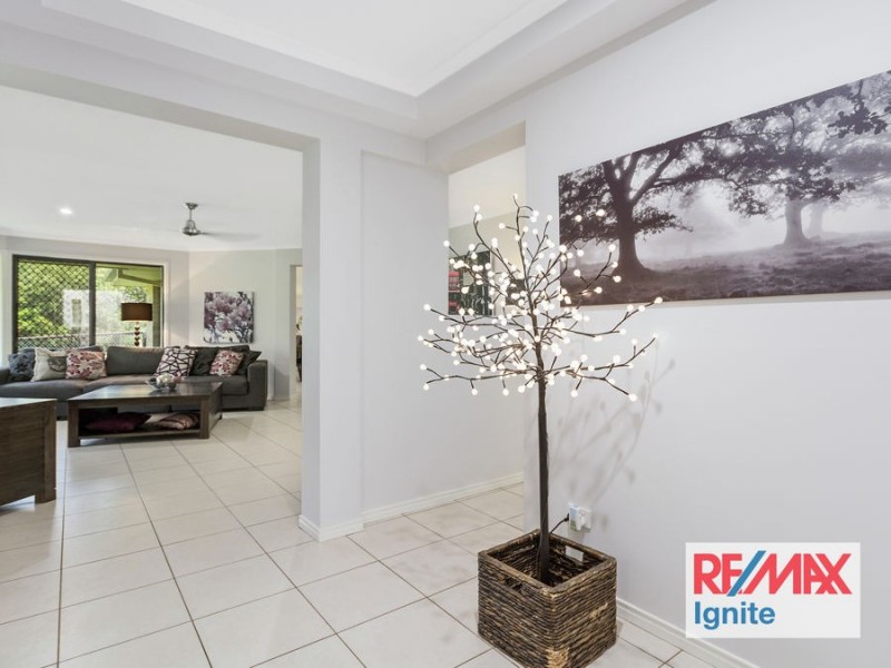 16 Krystyna Court, Karalee QLD 4306