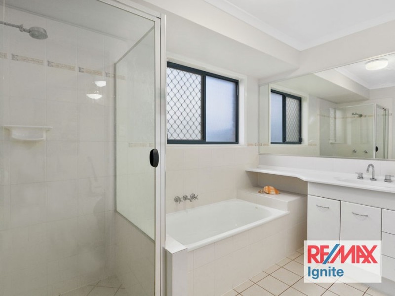 16 Krystyna Court, Karalee QLD 4306