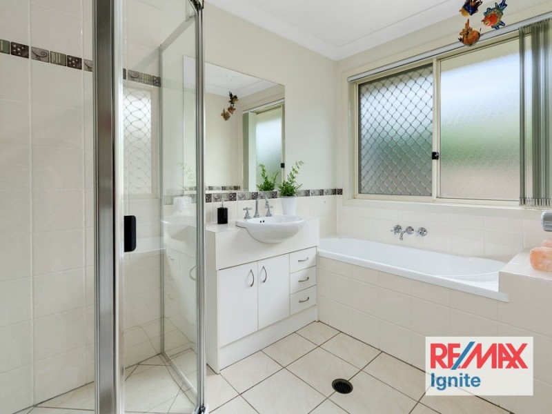 22 Collins Street, Collingwood Park QLD 4301