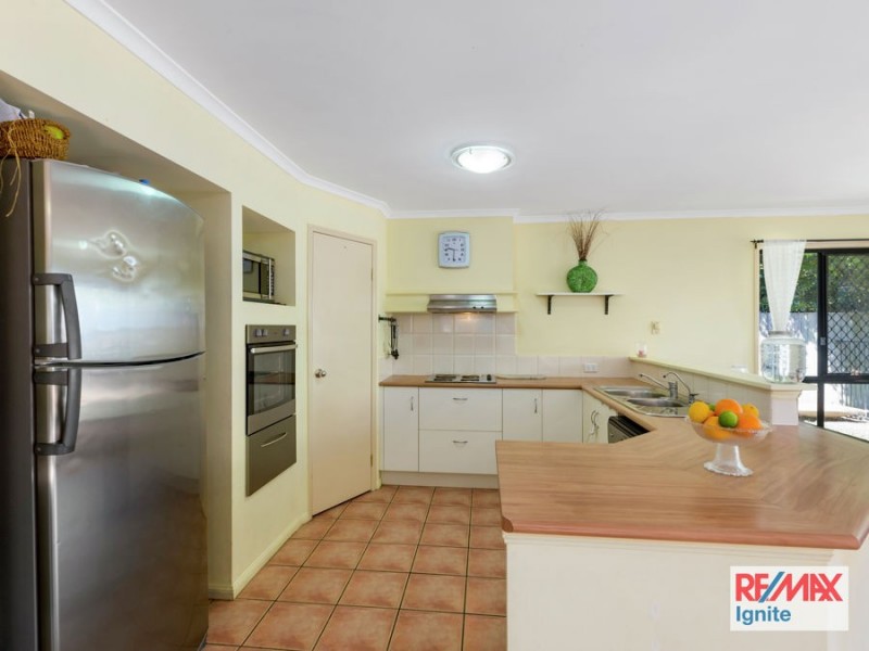 57 GLORIOUS WAY, Forest Lake QLD 4078