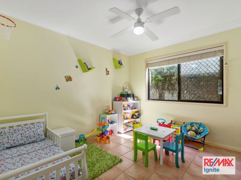 57 GLORIOUS WAY, Forest Lake QLD 4078