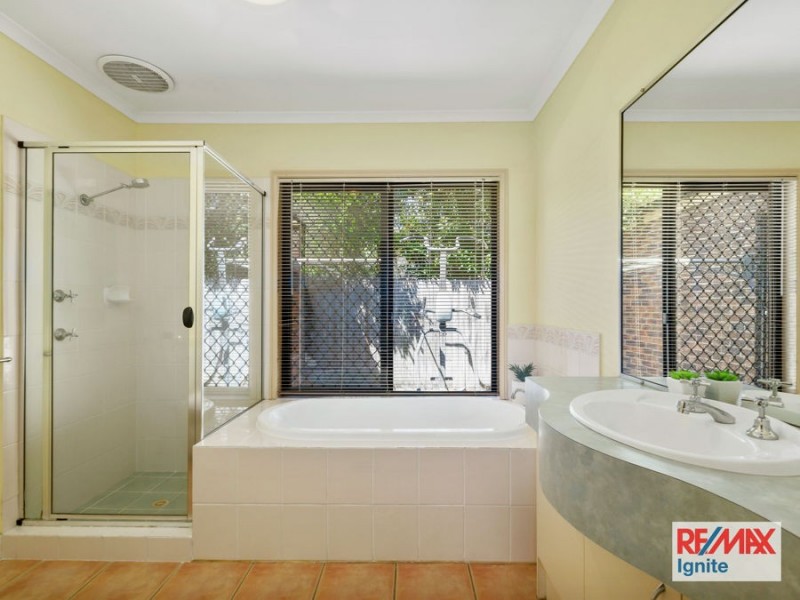 57 GLORIOUS WAY, Forest Lake QLD 4078