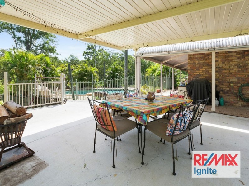 94 PHILLIP CRESCENT, Barellan Point QLD 4306