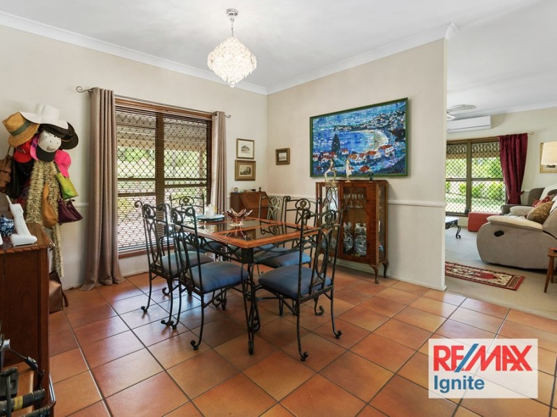 94 PHILLIP CRESCENT, Barellan Point QLD 4306