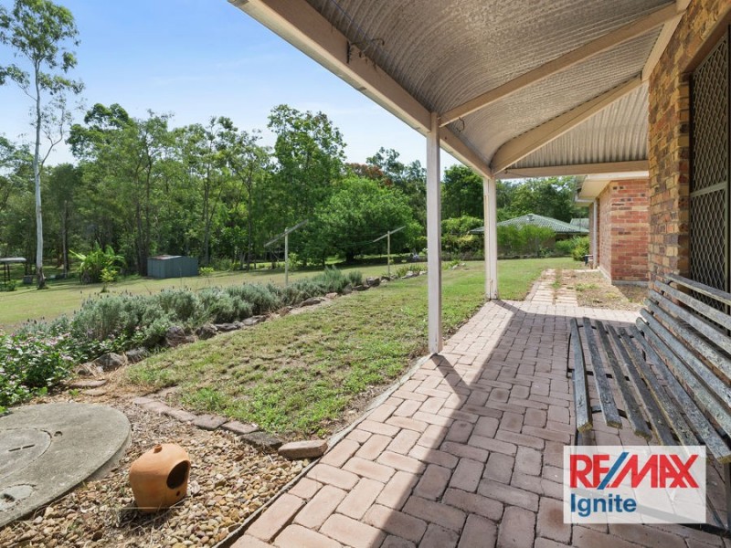 94 PHILLIP CRESCENT, Barellan Point QLD 4306