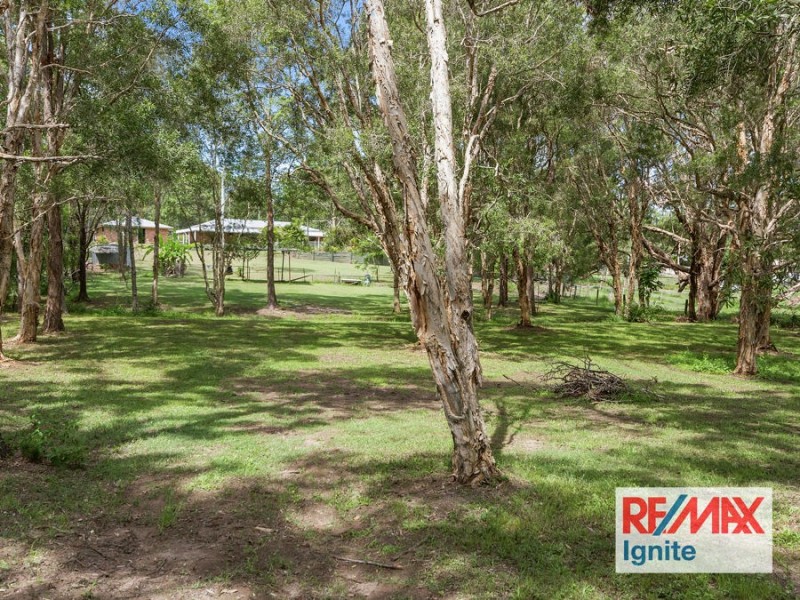 94 PHILLIP CRESCENT, Barellan Point QLD 4306